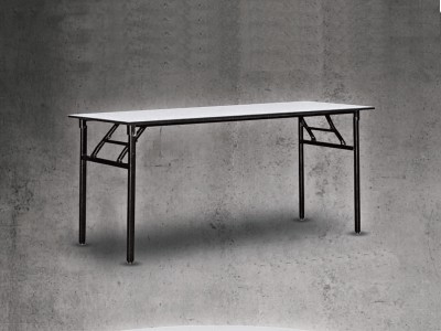Banquet Table